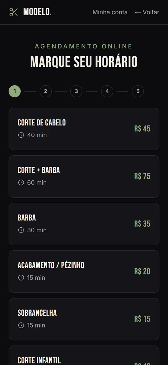 Um cliente agendando corte e barba pelo celular, do serviço à confirmação